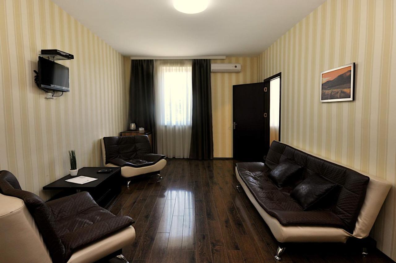 Athletics Hotel Tiflis Exterior foto
