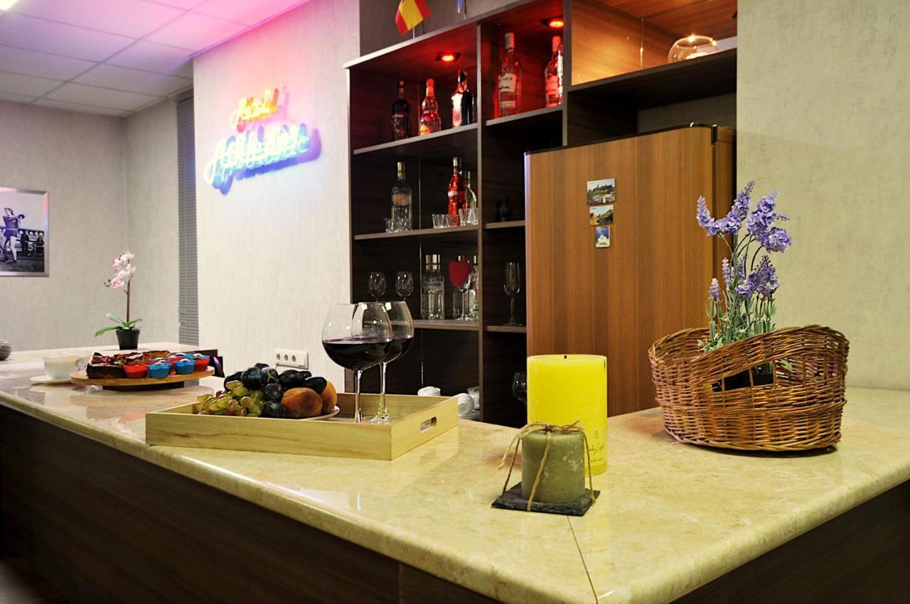 Athletics Hotel Tiflis Exterior foto